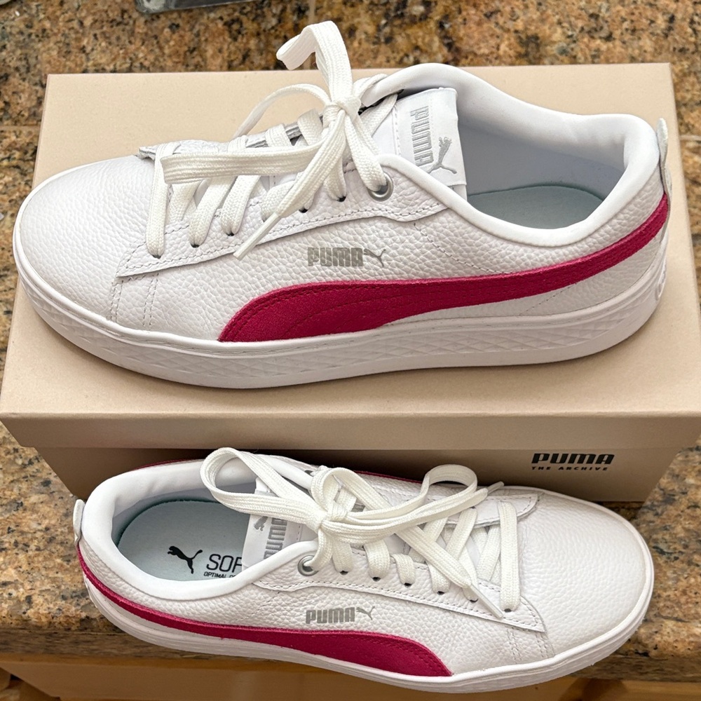 Puma White Sneakers with Bold Pink Stripe